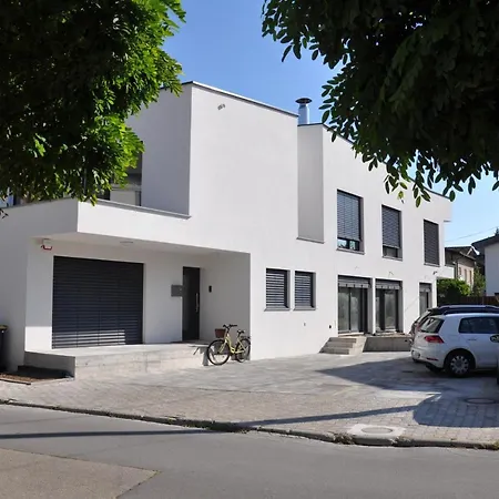 Apartments Trnovo Ljubljana Extérieur photo
