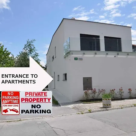Apartments Trnovo Ljubljana Extérieur photo