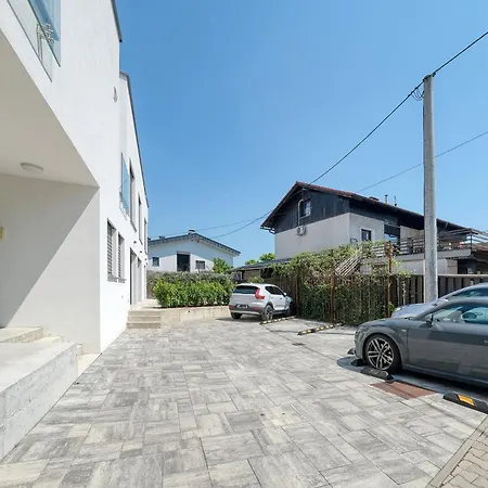 Apartments Trnovo Ljubljana Extérieur photo